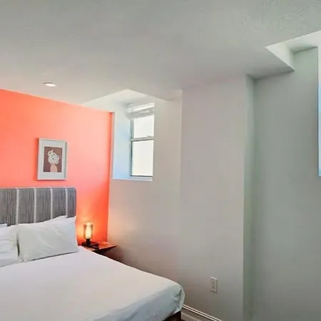 Walk To Everything From The Lofts Suite 307
